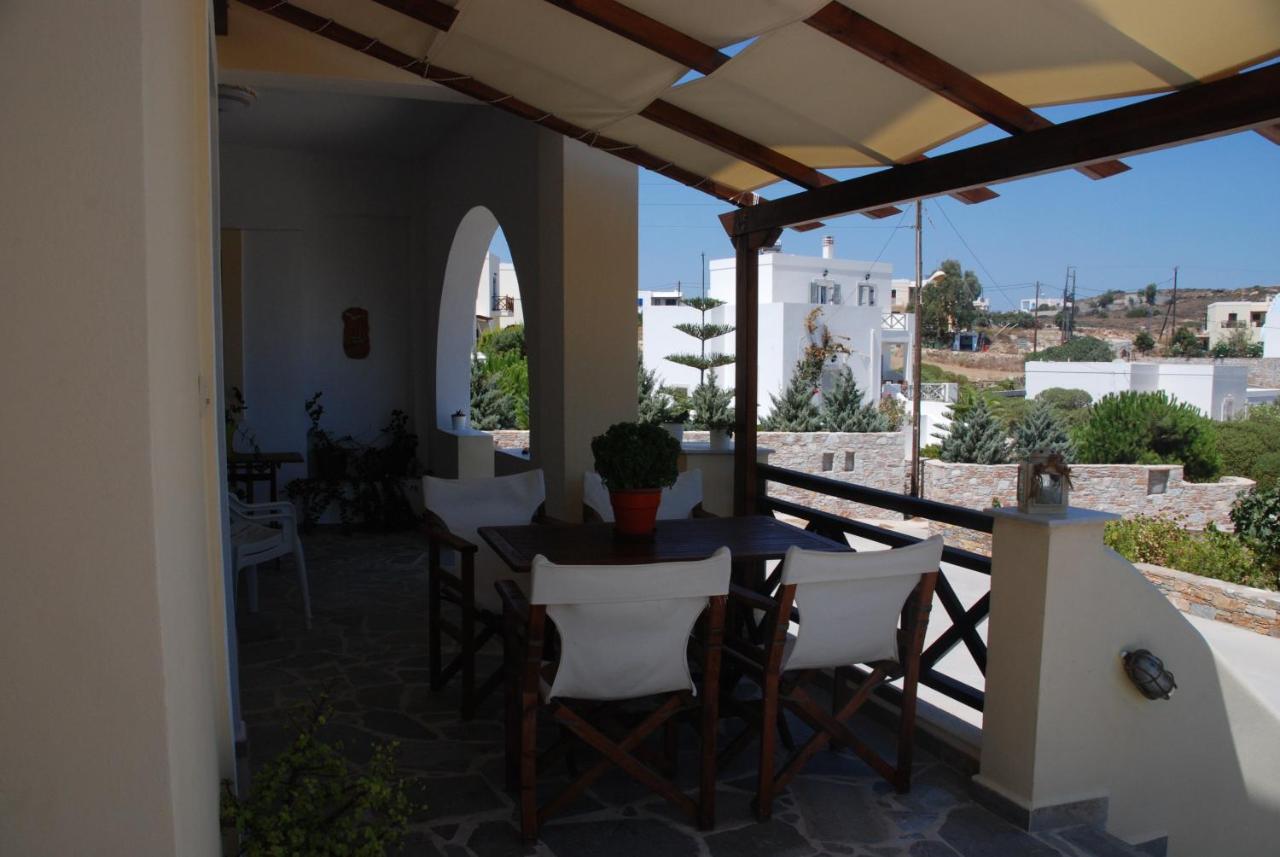 Theodorou Hotel Azolimnos Room photo