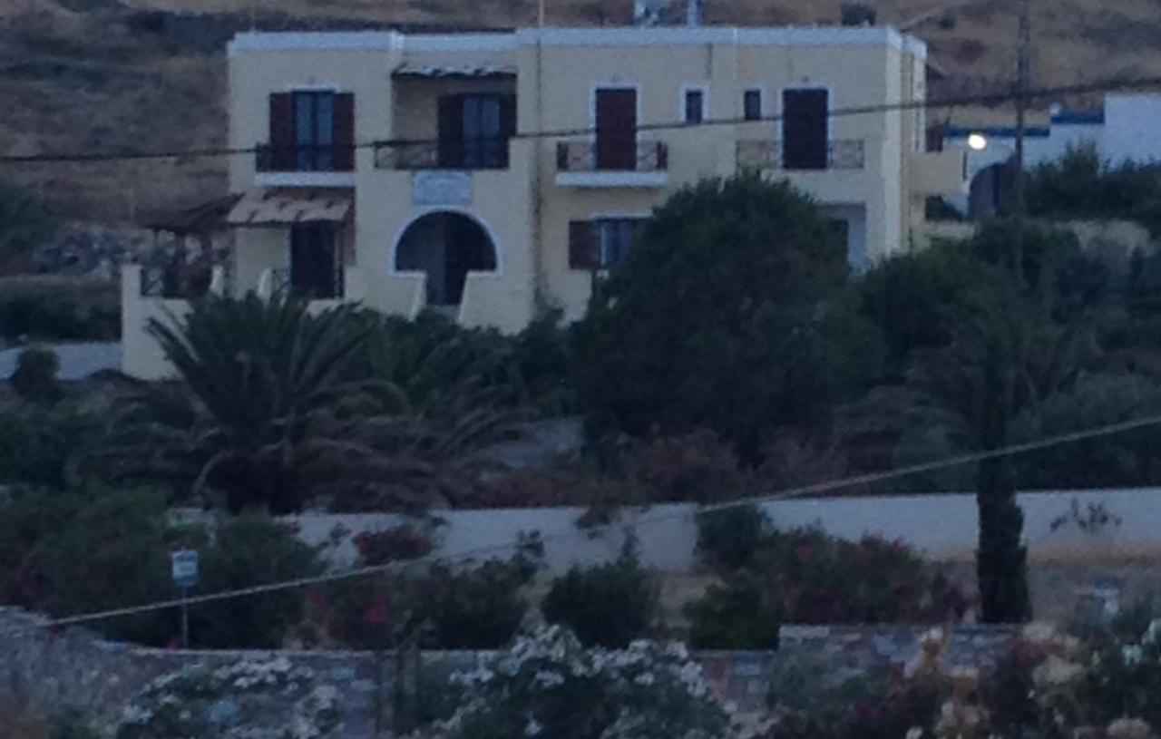 Theodorou Hotel Azolimnos Exterior photo