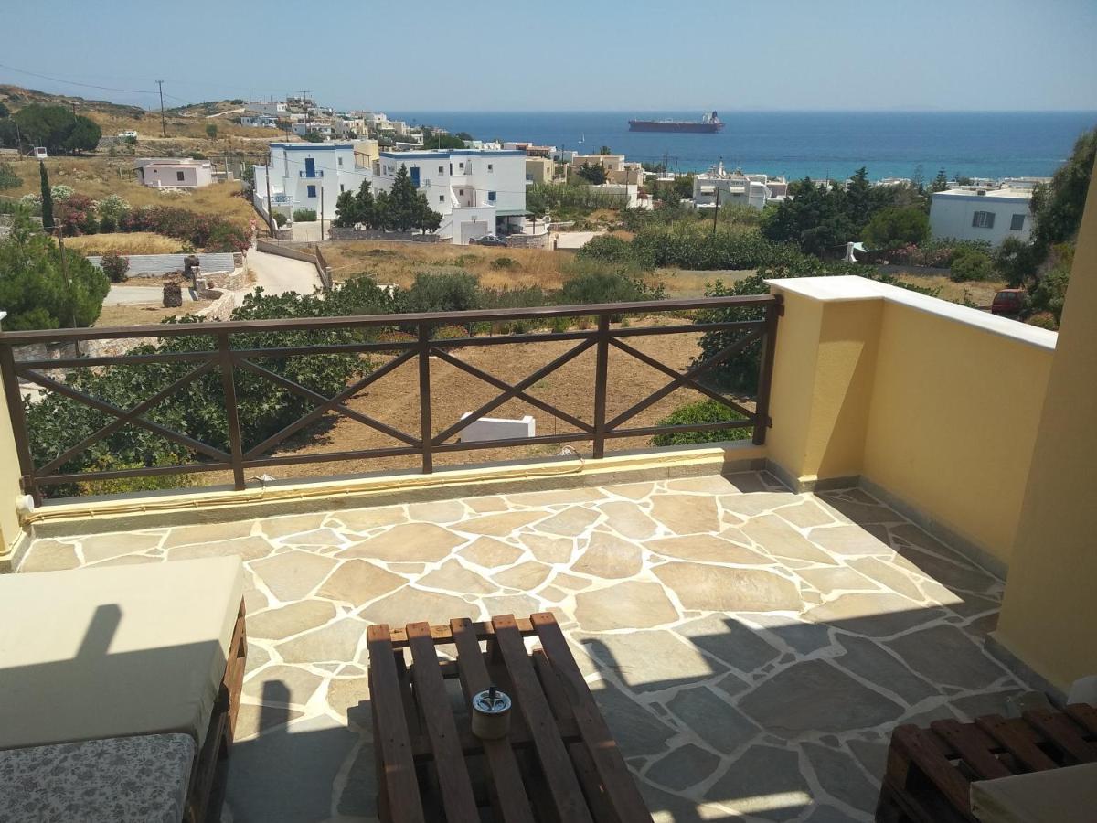 Theodorou Hotel Azolimnos Exterior photo