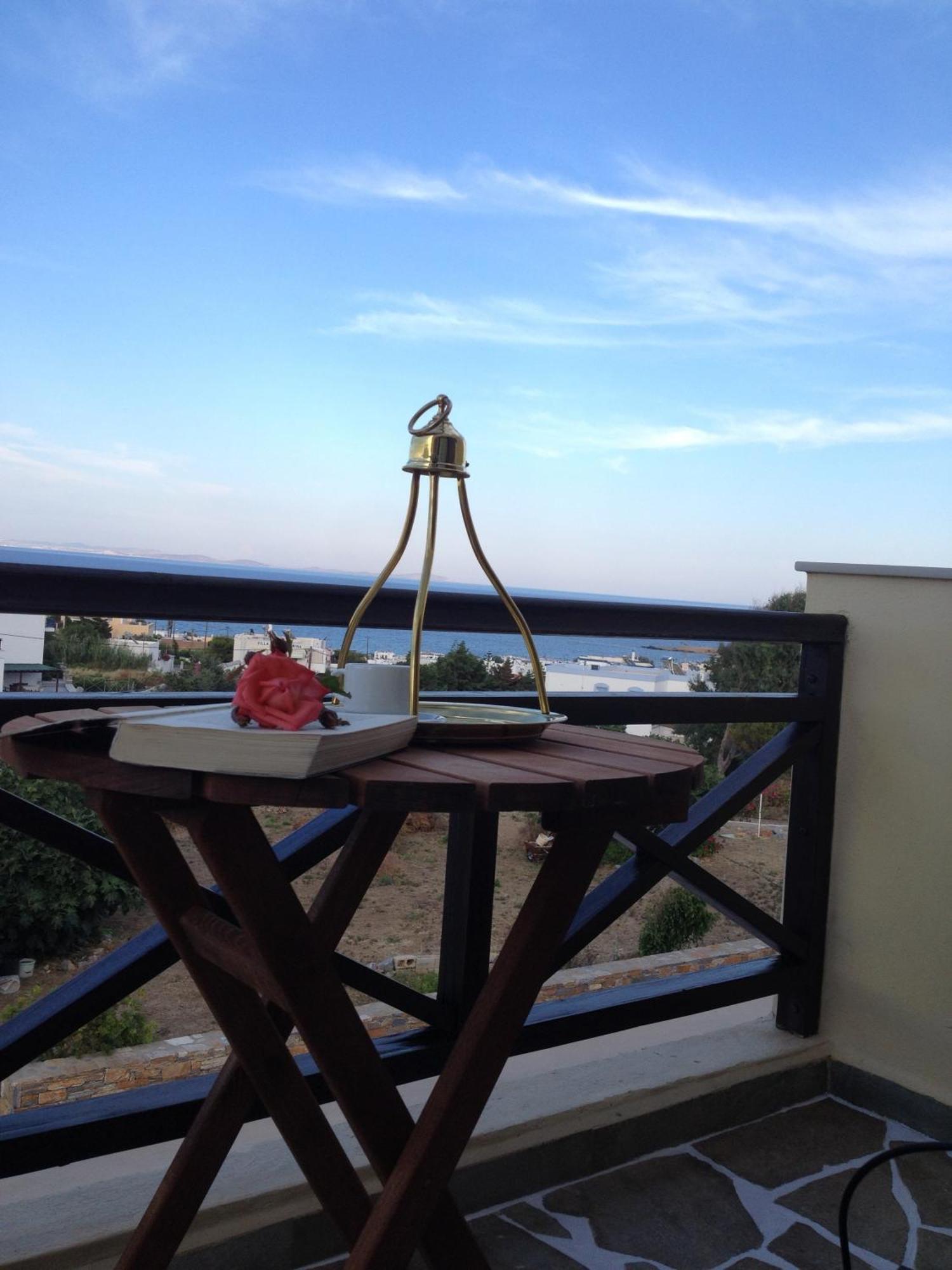 Theodorou Hotel Azolimnos Room photo