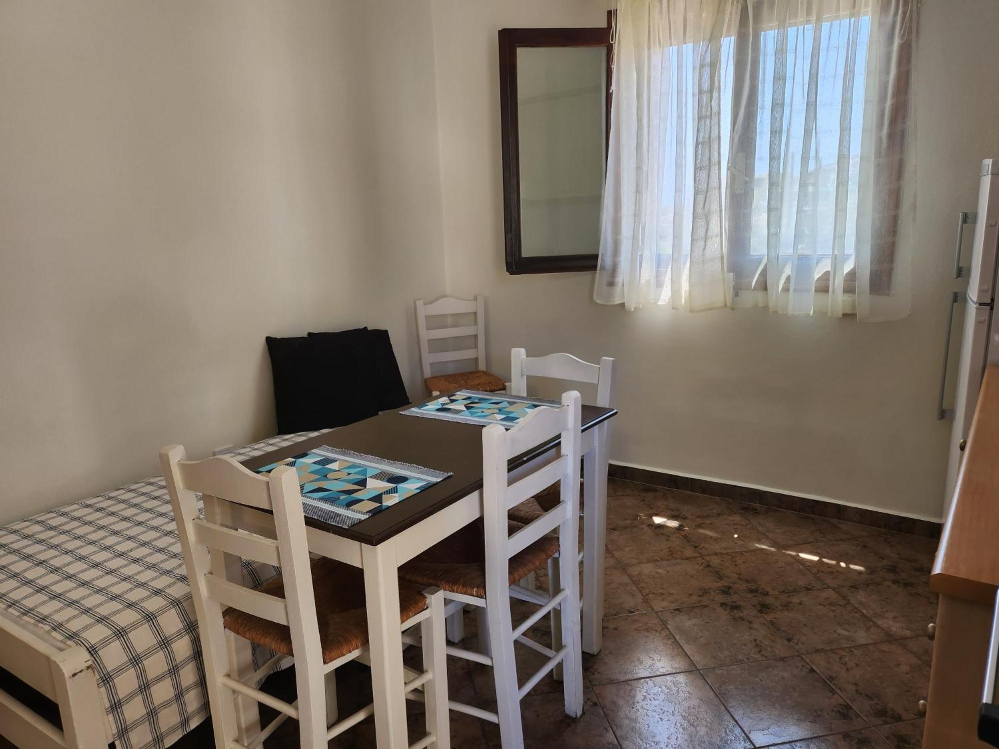 Theodorou Hotel Azolimnos Room photo