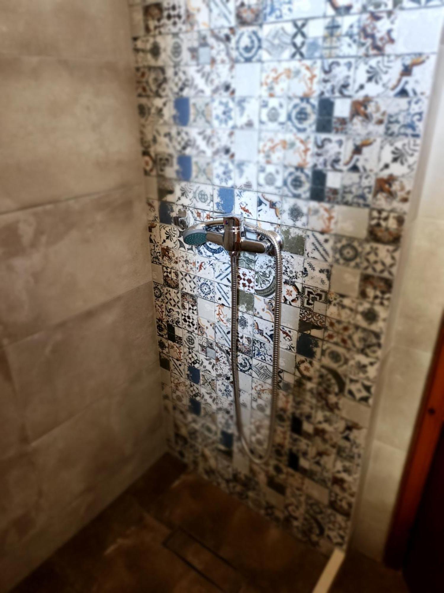 Theodorou Hotel Azolimnos Room photo